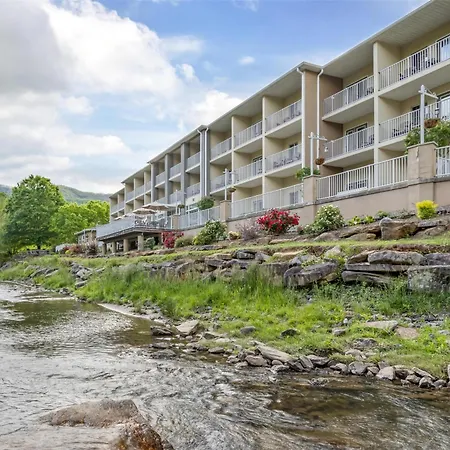 Best Western Plus River Escape Sylva / Dillsboro-2