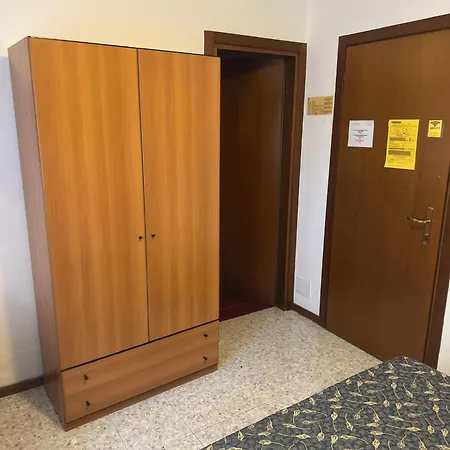 Hotel Benacus-2