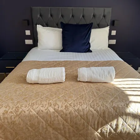Sandvilla Guesthouse-2