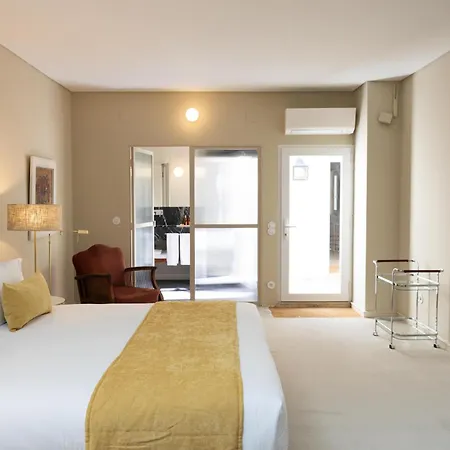 Dear Lisbon - Valmor Palace-3