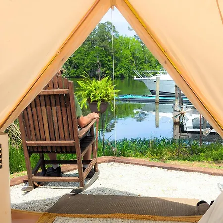 Bells Marina & Fishing Resort - Santee Lake Marion By I95 - Family Adventure, Pets On Request!-2