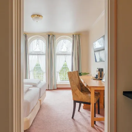 Hotel Thesdorfer Hof-3