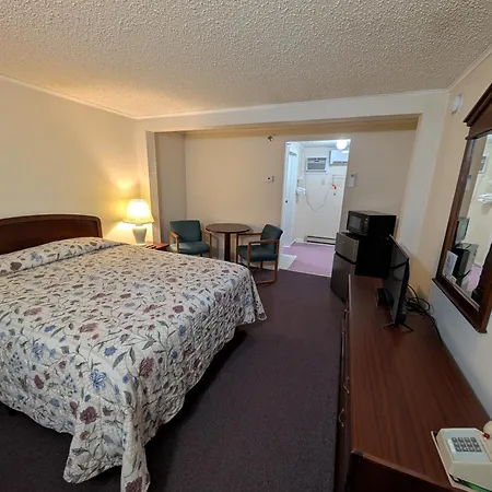 Aroostook Hospitality Inn - Washburn-3