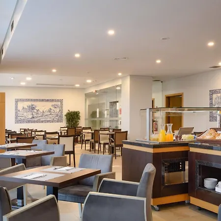 Tryp By Wyndham Porto Centro Hotel-3