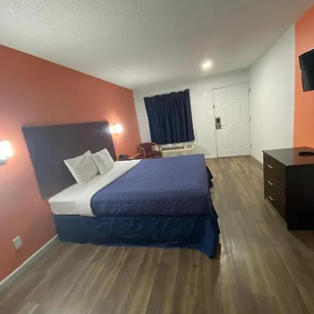 Rodeway Inn-2