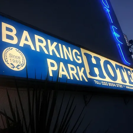 Barking Park Hotel-2
