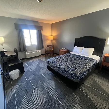 American Inn And Suites Ionia-3