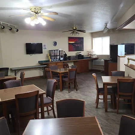 Econo Lodge Oacoma - Chamberlain West-3