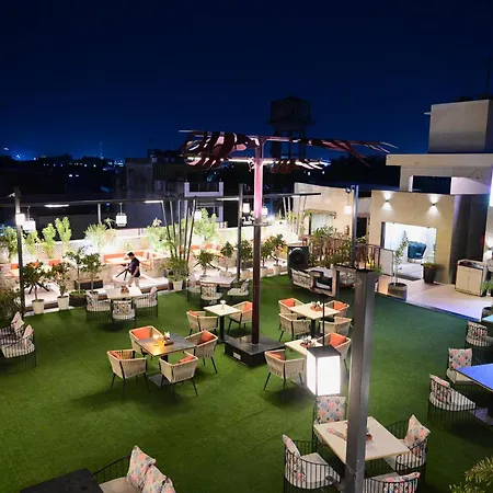 The Ambassador - Hotel & Conference Center-3