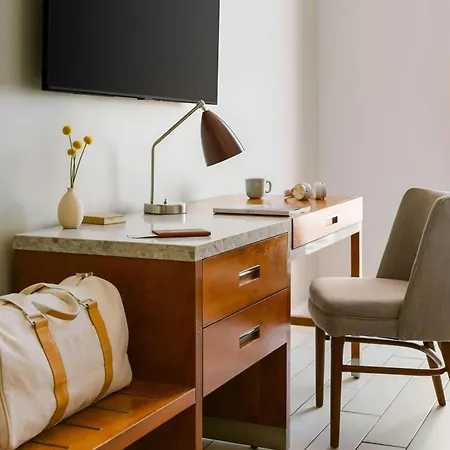 The Circ Hotel Hollywood, Sonder By Marriott Bonvoy-3