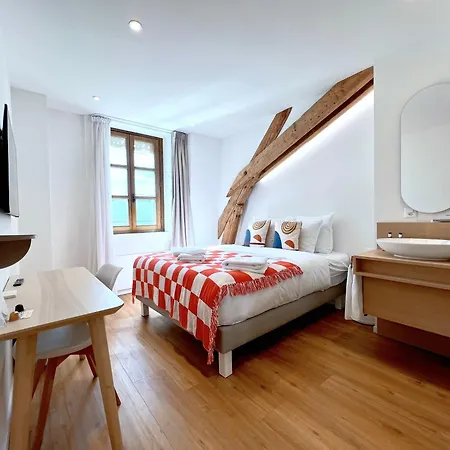 Rhodania Boutique Hotel-3