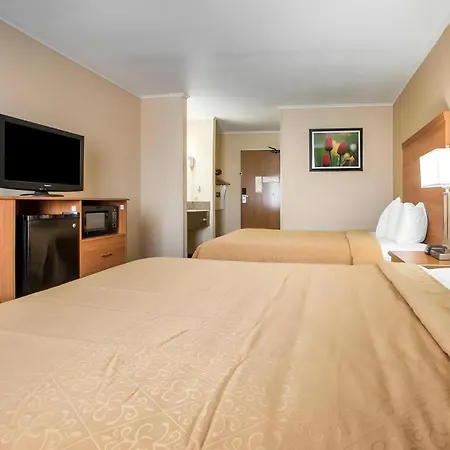 Quality Inn Ottawa Near Starved Rock State Park-3