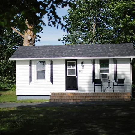 Carleton Inn & Cottages-2