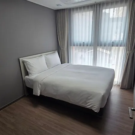 Sollago Myeongdong Hotel & Residence-3
