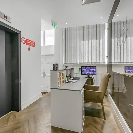 Studio 64 Hotel - London Shoreditch & Liverpool Street-2