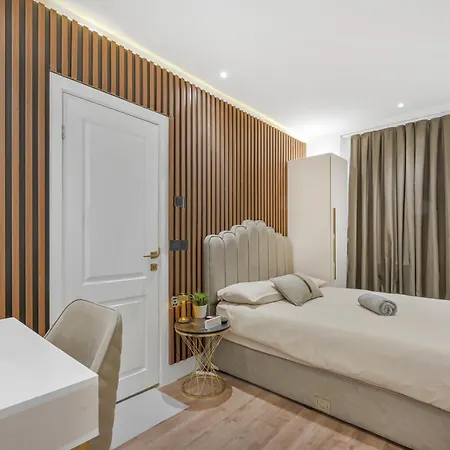Studio 64 Hotel - London Shoreditch & Liverpool Street-3