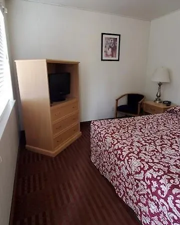 Fairmount Motel-2