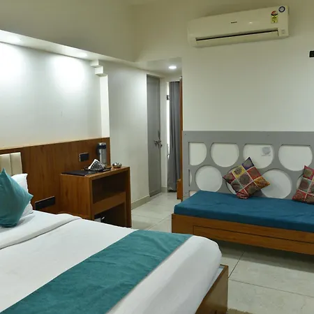 Hotel Lajwanti-2