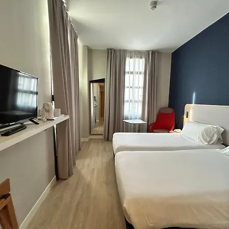 Holiday Inn Express Ciudad De Las Ciencias By Ihg-3
