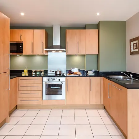 Marlin Apartments London Bridge - Empire Square-2