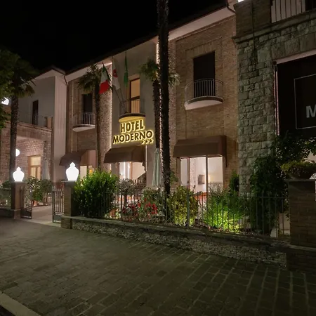 Hotel Moderno-2