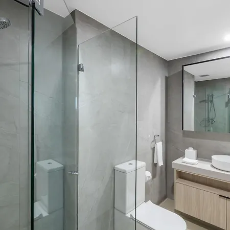 Meriton Suites Bondi Junction-3