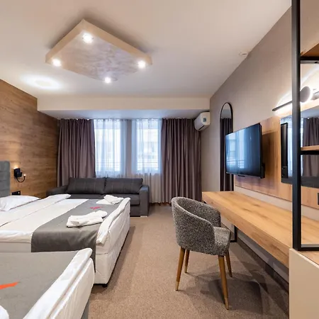 Avenue Hotel-2