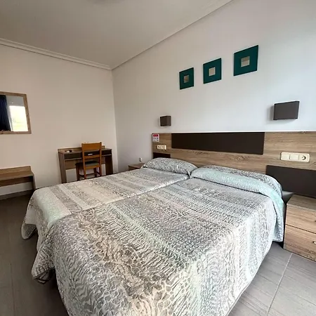Hostal El Trovador-3
