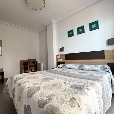 Hostal El Trovador-2