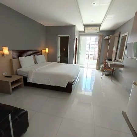 Green Hotel And Resort-3