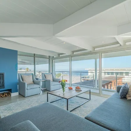 One Marine Drive Boutique Hotel & Spa By The Living Journey Collection-3