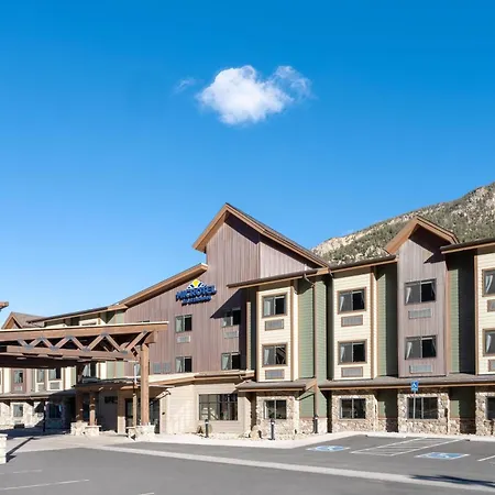 Microtel Inn & Suites By Wyndham Georgetown Lake-2
