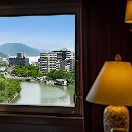 Hotel Mystays Hiroshima Peace Park-3