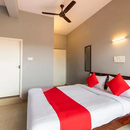 Hotel O Gold Inn Grey-2