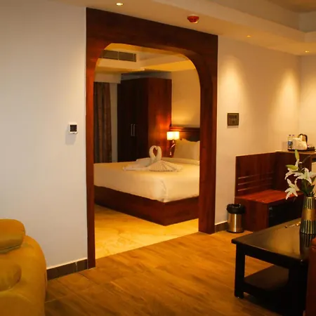 Luxus Inn-3