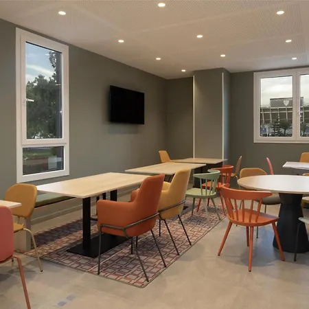 Hampton By Hilton Malaga Martiricos-2