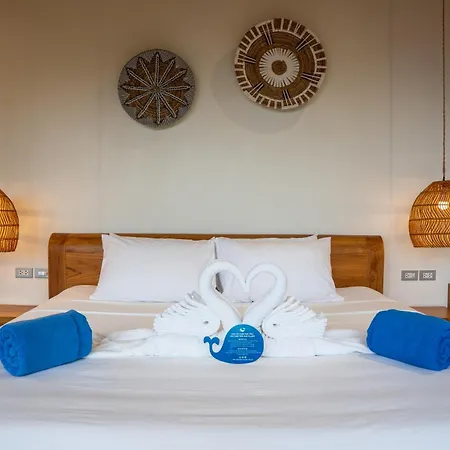 Ten Moons Sunset Villas-2