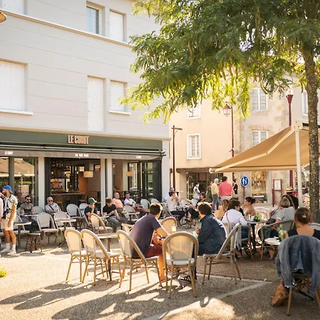 Appart'hôtel Le Corot - Accès Autonome - Saint-Junien Centre-2