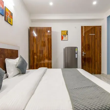 Hotel Manakamna Sector 39, Medicity-3