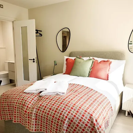 George Apartments-3