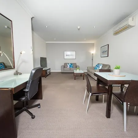Best Western Plus Hovell Tree Inn-2