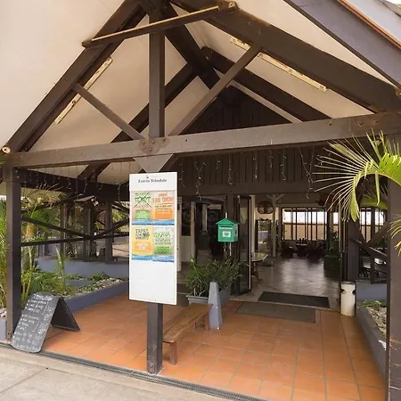 Coconut Palms Resort & Diamond Casino-3