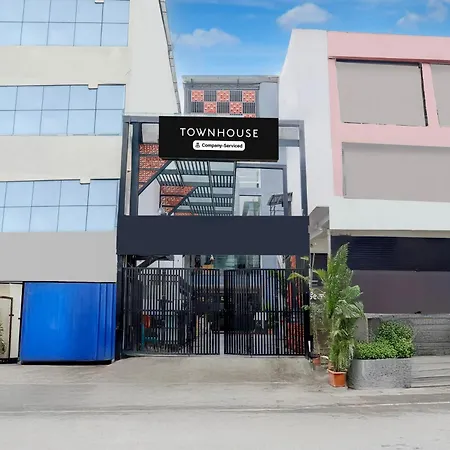 Super Townhouse Shivamogga Formerly Karthik Bhavan-3