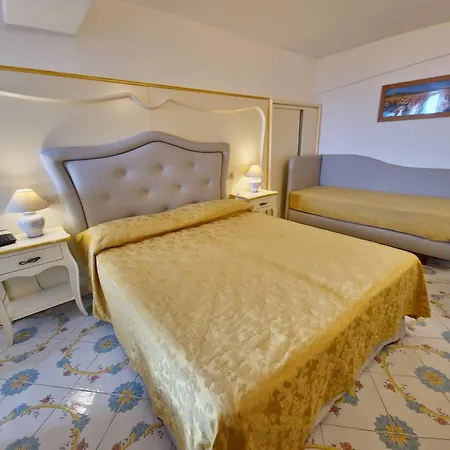 Hotel La Perla-2