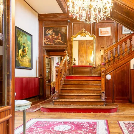 Chateau Hotel Du Colombier-3