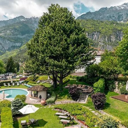 Hotel Du Lac-2