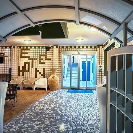 Hotel Etna - Hotel Per Coppie E Famiglie Con Parcheggio E Spiaggia-3