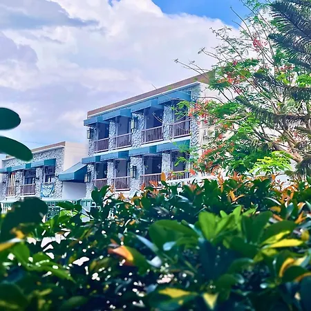 Sola Hotel & Sola Bed And Breakfast-2