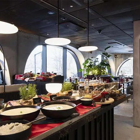 Radisson Red Helsinki-3