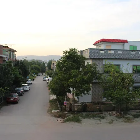 Savoy Inn G-13-2